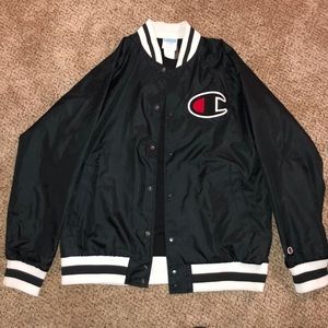 Men’s XL Champion Big C Logo Black Windbreaker